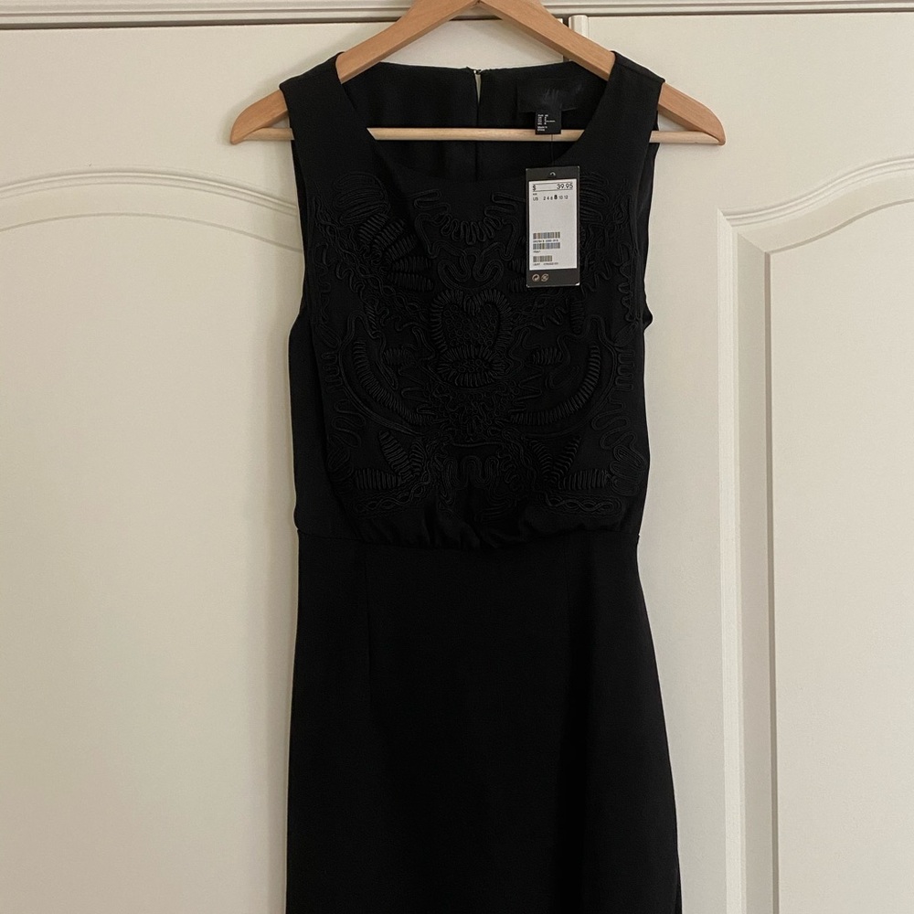 Black embroidery dress